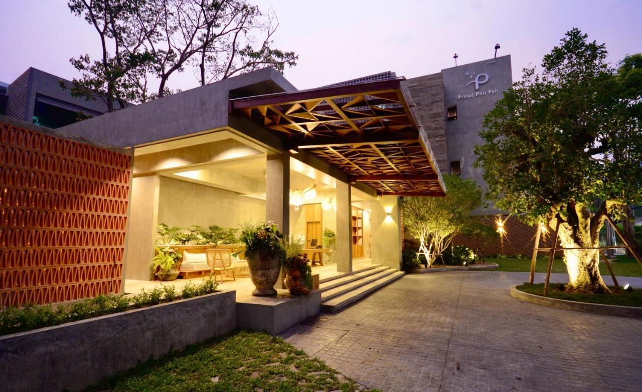 Proud Phu Fah Muang Chiang Mai Hotel Exterior foto